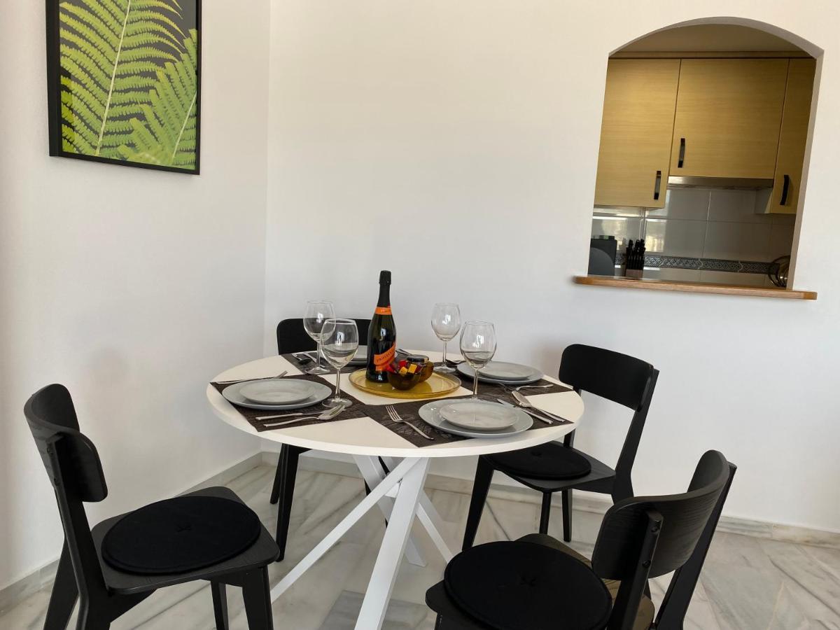 With Solarium/terrace. Appartement